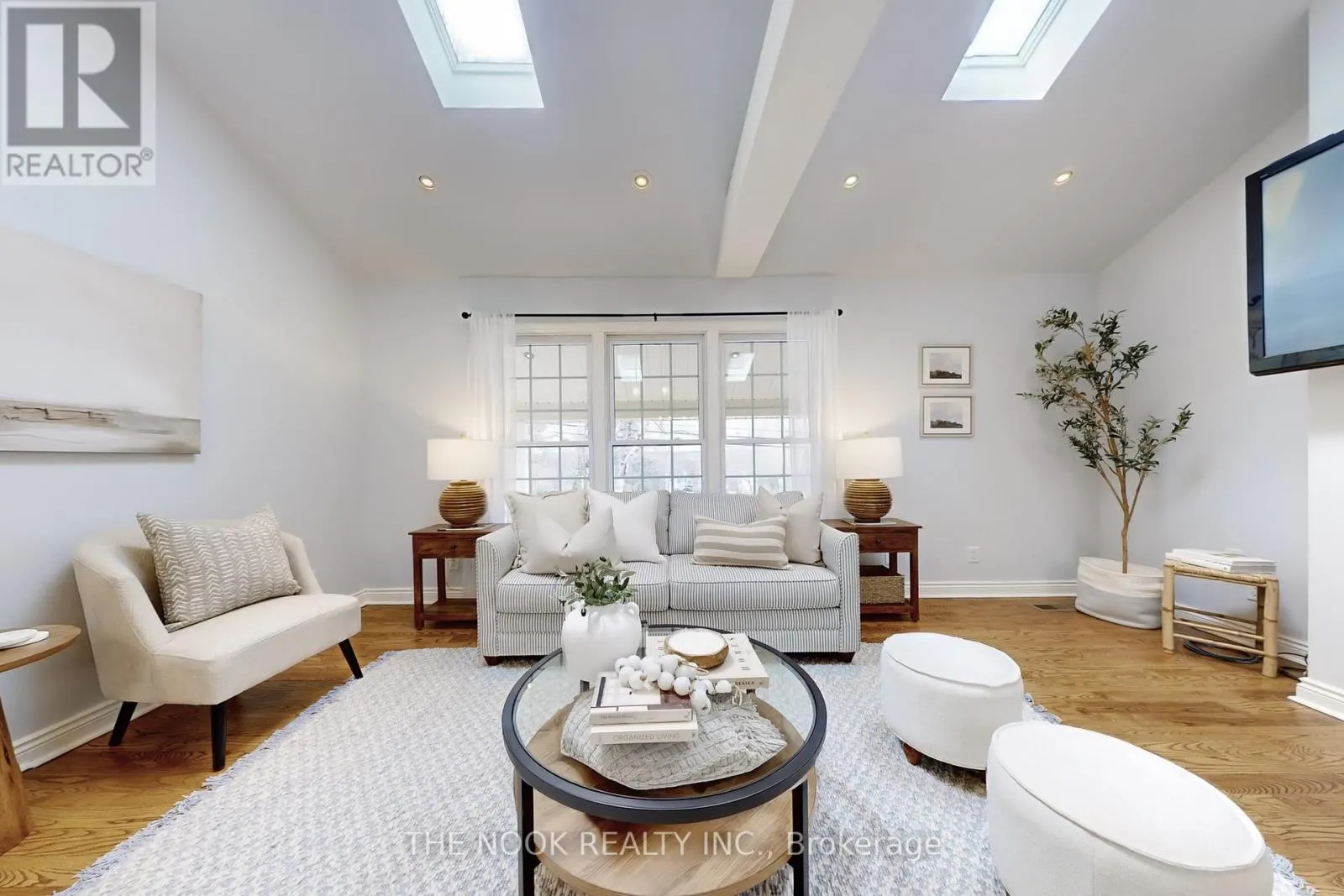15217 OLD SIMCOE STREET