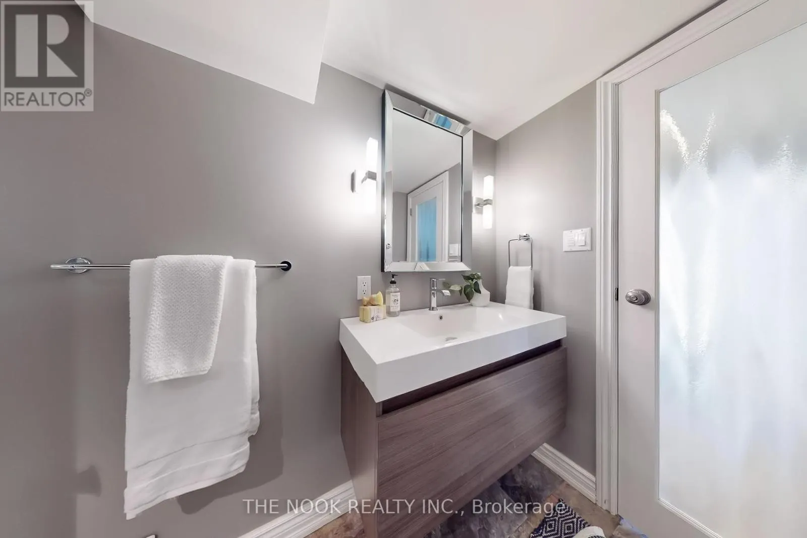 15217 OLD SIMCOE STREET