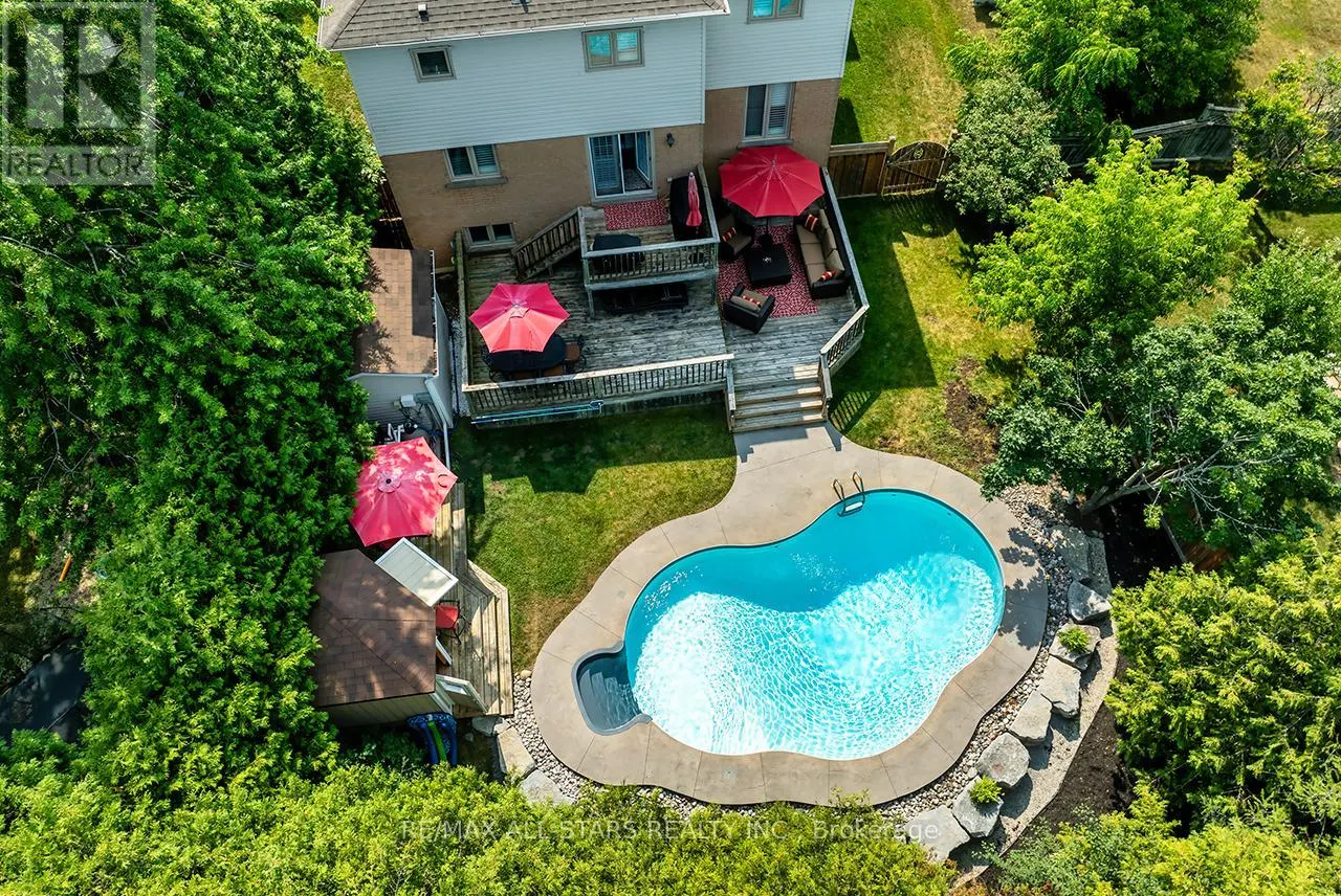 81 HYLAND CRESCENT