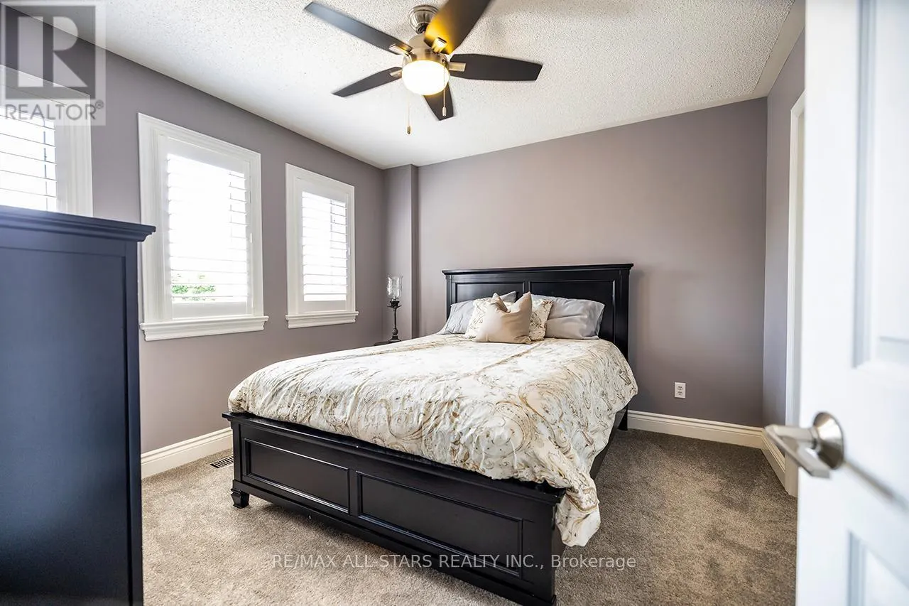 81 HYLAND CRESCENT