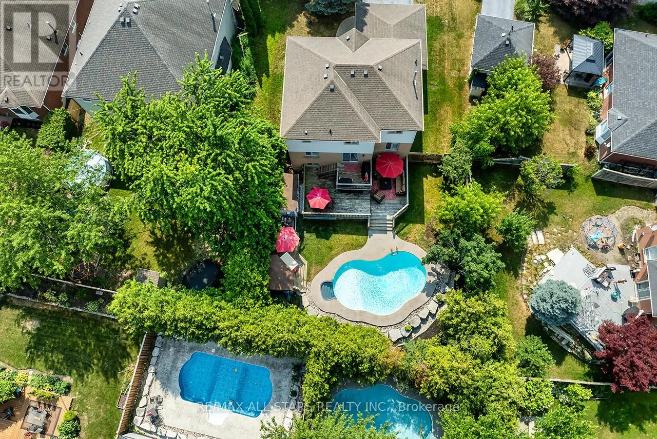 81 HYLAND CRESCENT