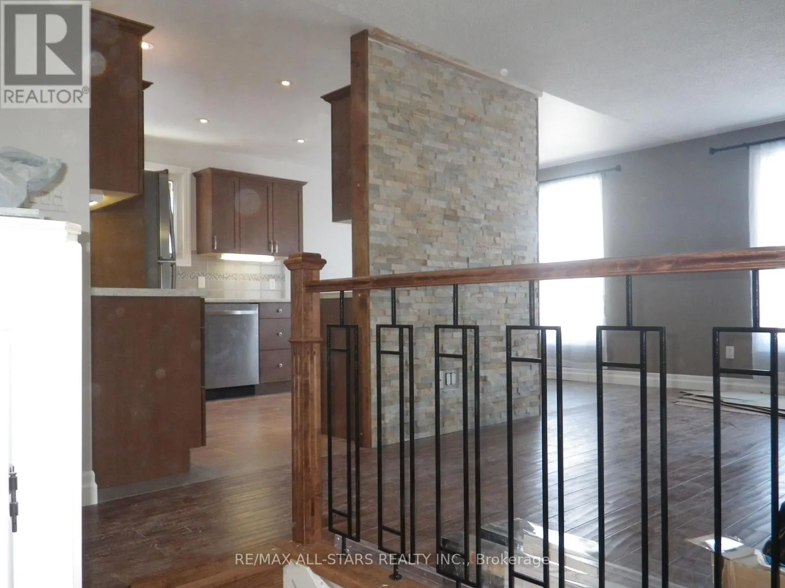 3 LAKEVIEW DRIVE
