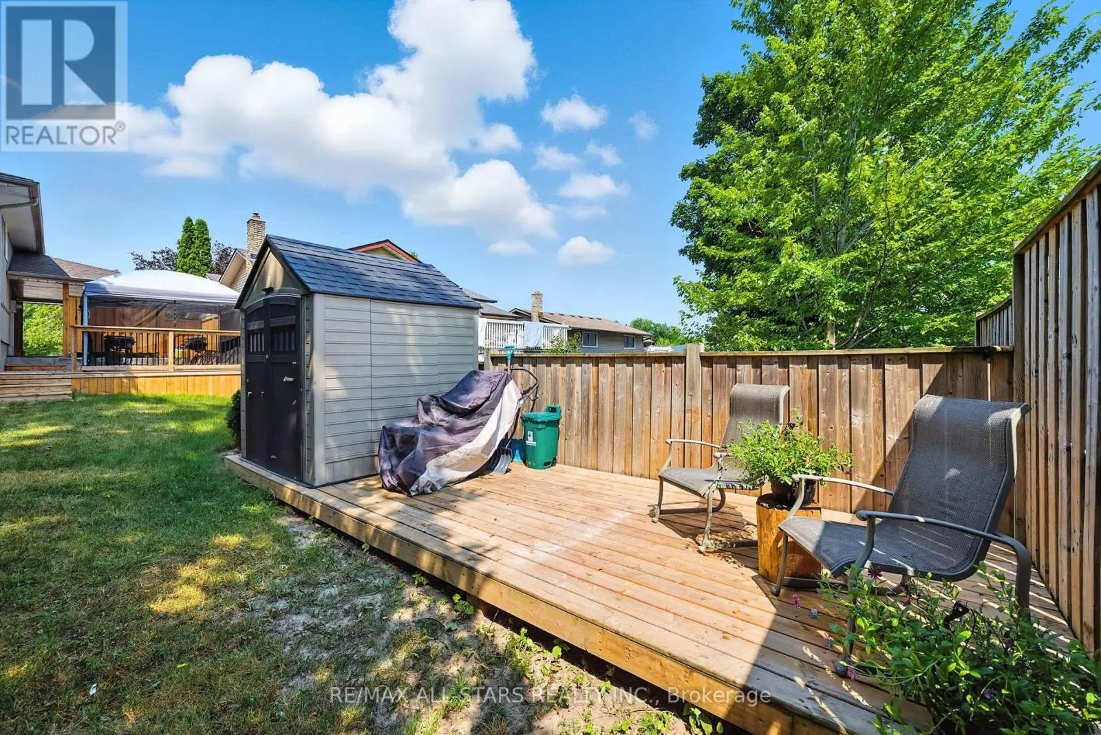 3 LAKEVIEW DRIVE