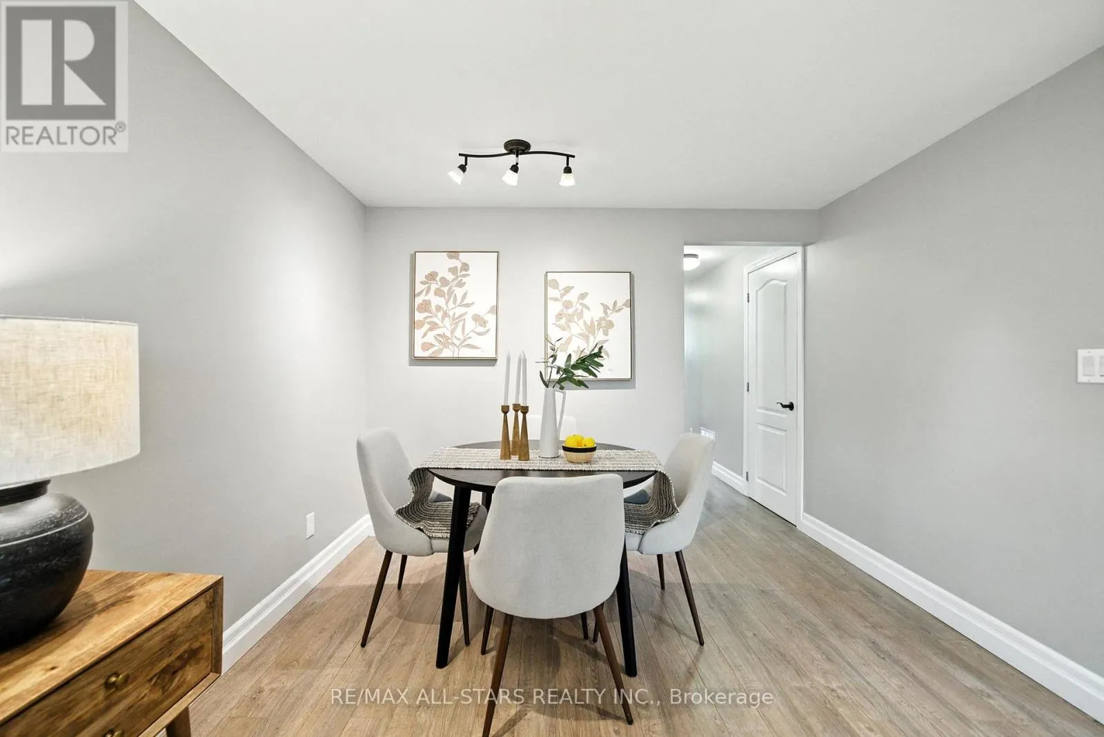3 LAKEVIEW DRIVE