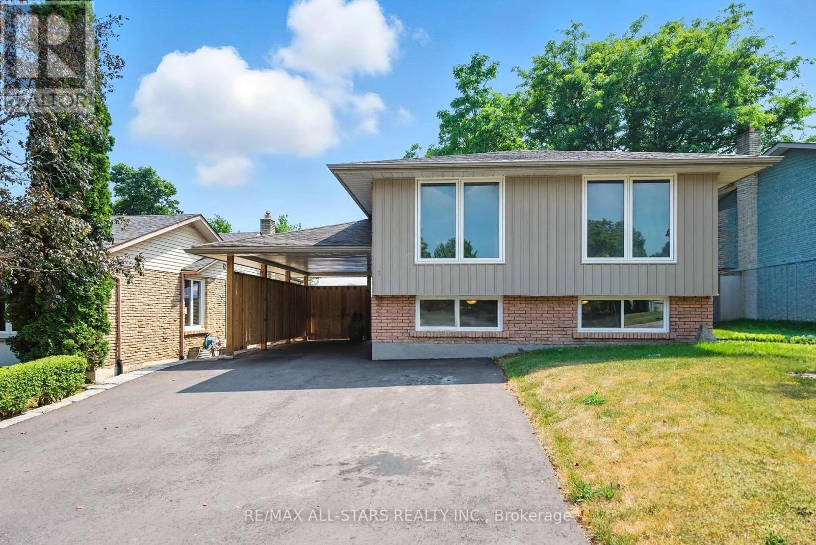 3 LAKEVIEW DRIVE