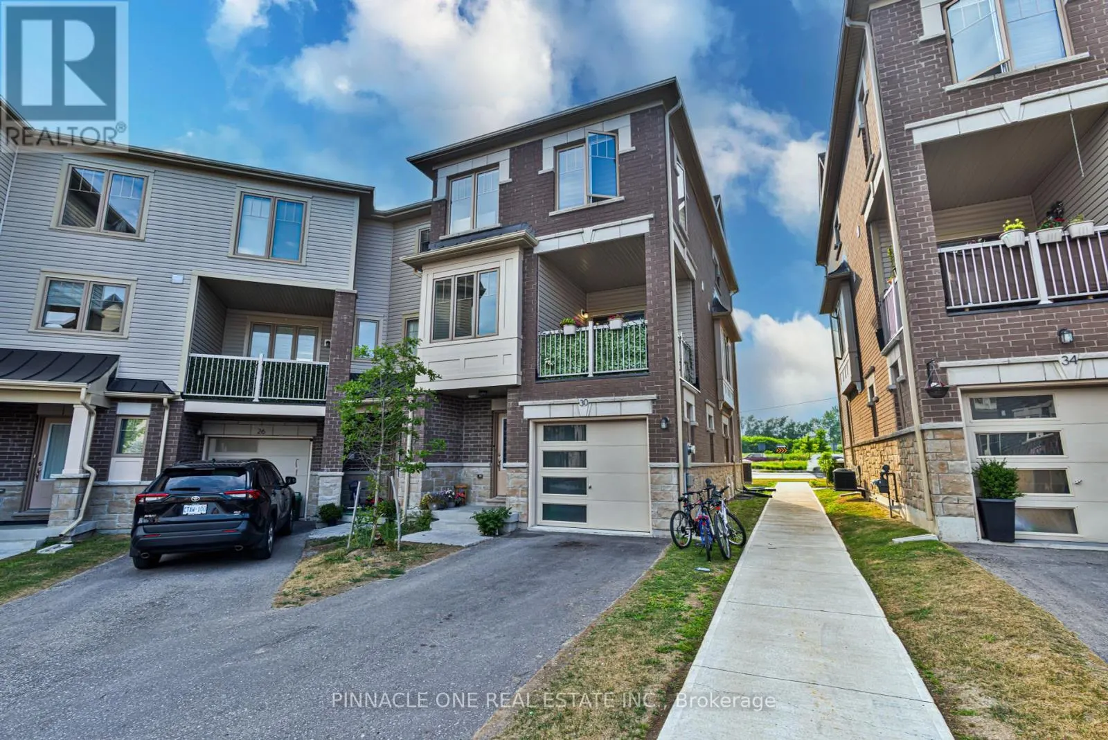30 AMBEREEN PLACE