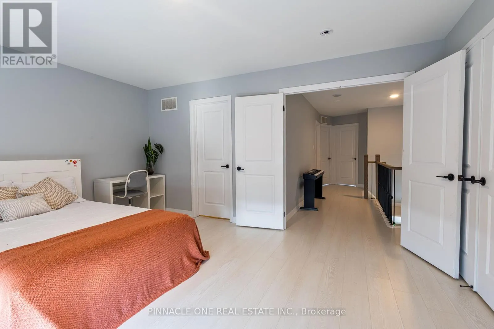 30 AMBEREEN PLACE