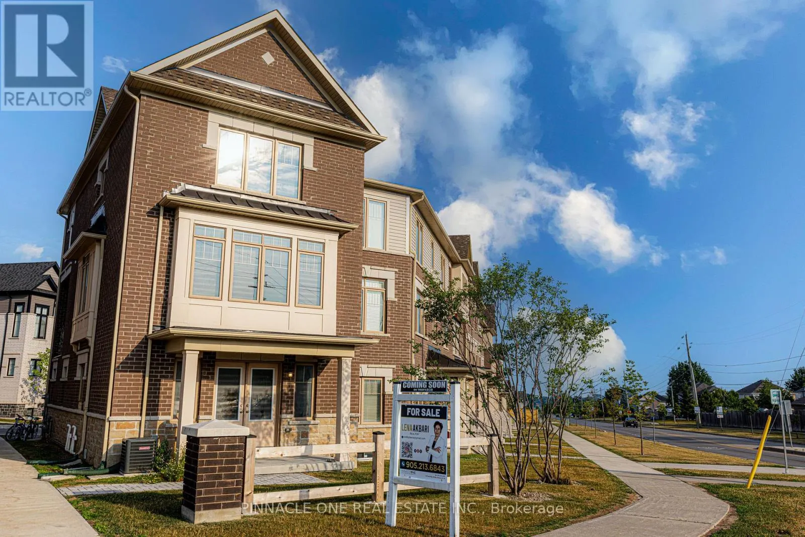 30 AMBEREEN PLACE