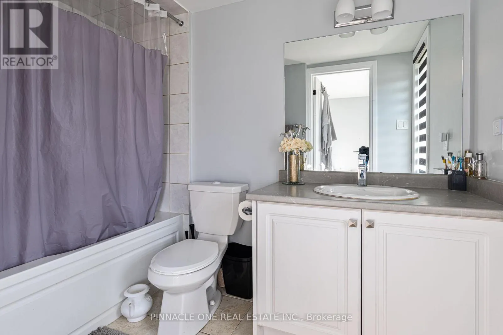 30 AMBEREEN PLACE