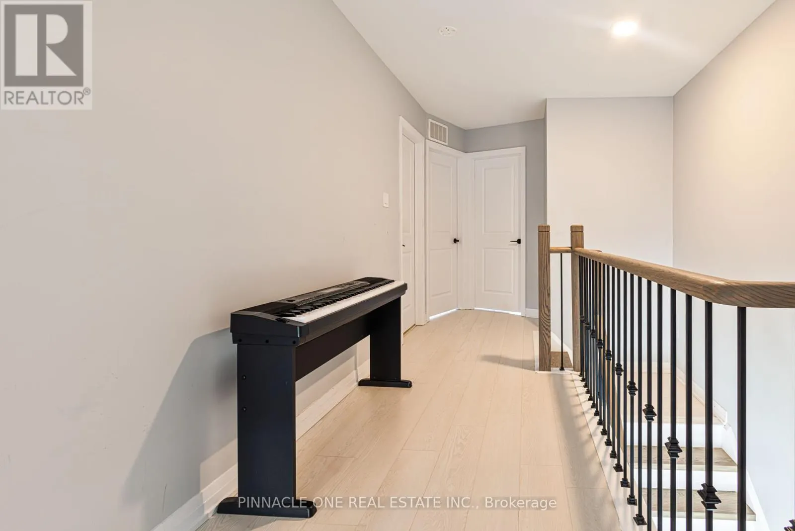 30 AMBEREEN PLACE