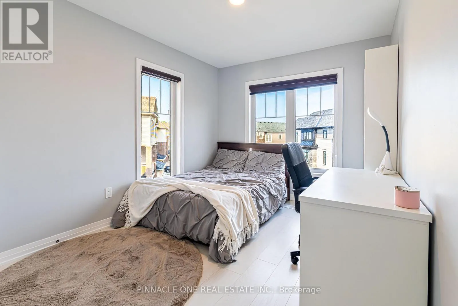 30 AMBEREEN PLACE