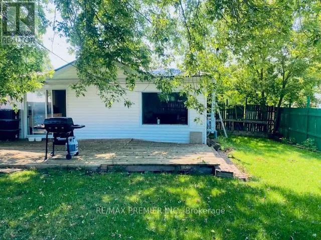 2462 RUNDLE ROAD