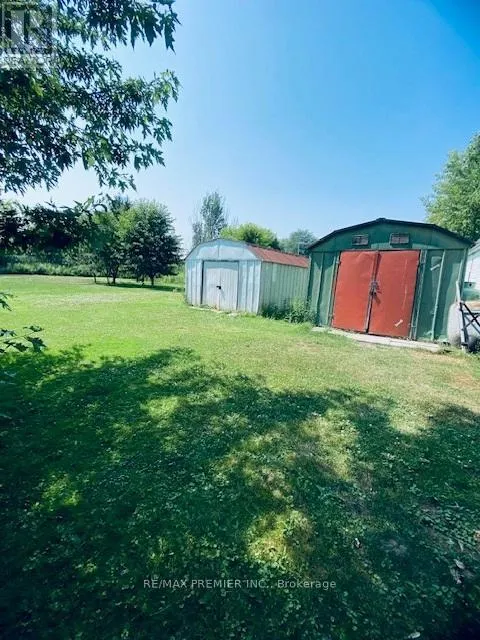 2462 RUNDLE ROAD