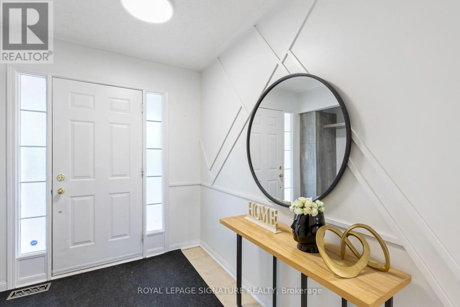 27 LUNNEY CRESCENT