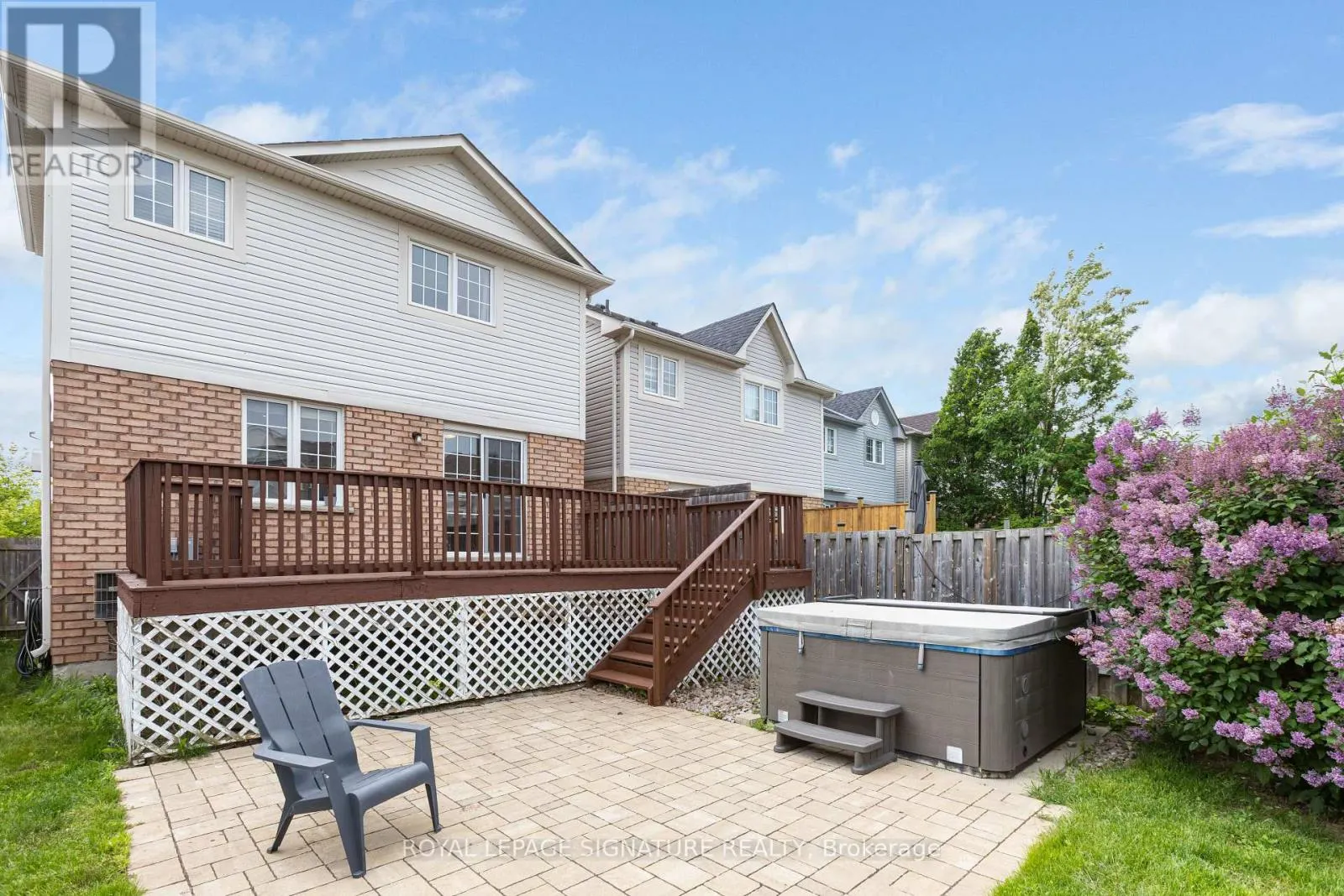 27 LUNNEY CRESCENT