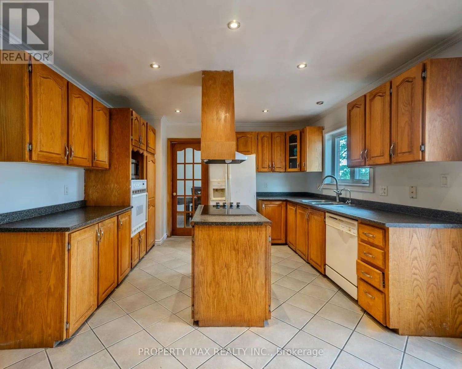 2086 SOLINA ROAD