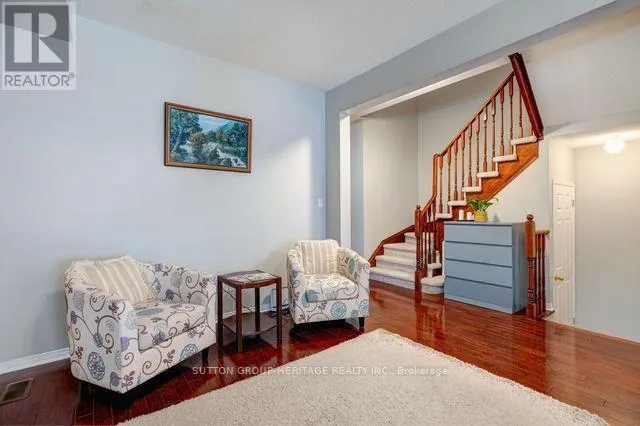 4 HICKMAN ROAD
