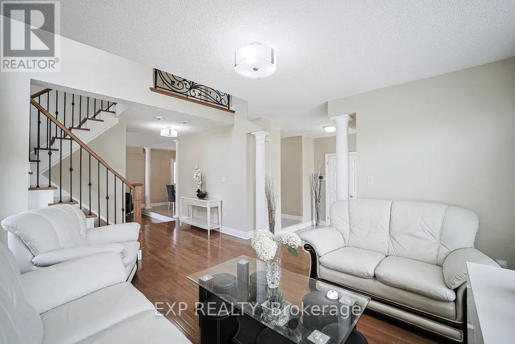 2 CARLSON PLACE