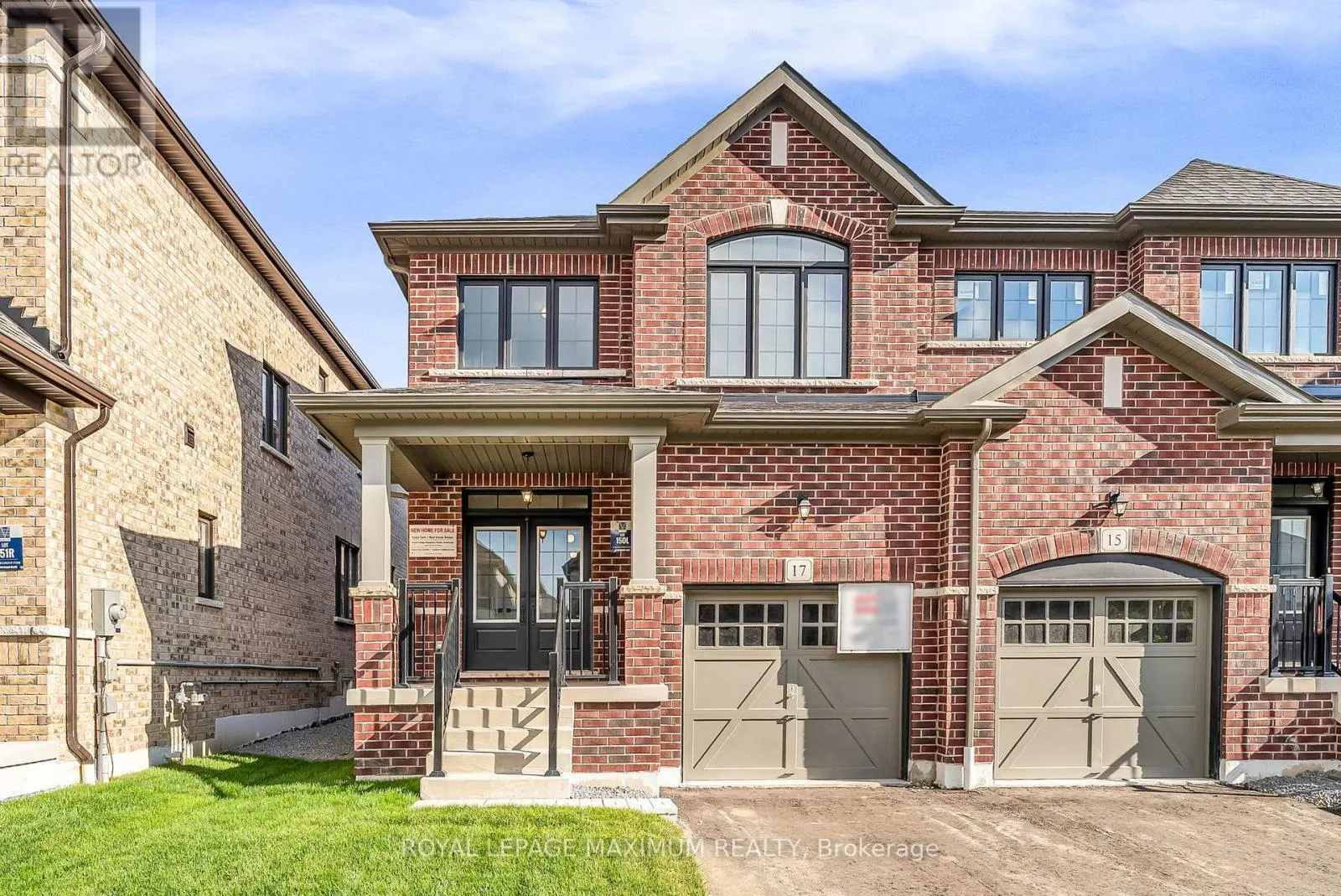 17 BERTRAM GATE