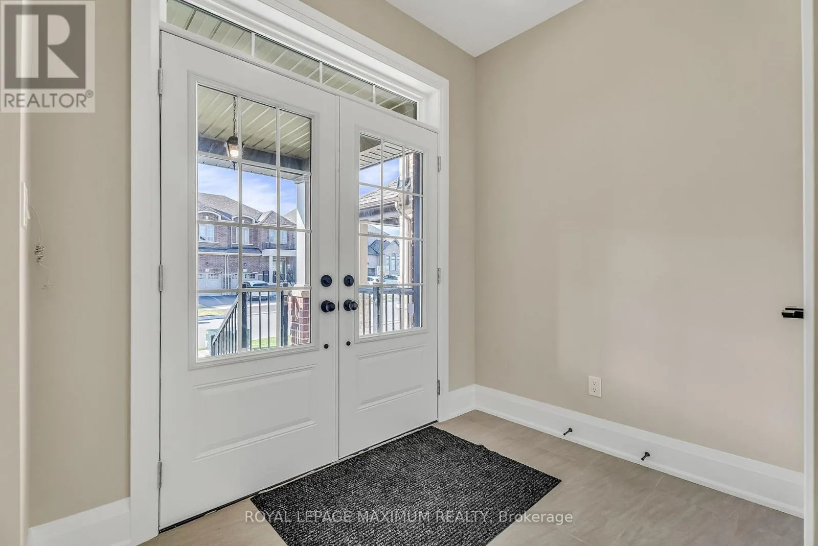 17 BERTRAM GATE