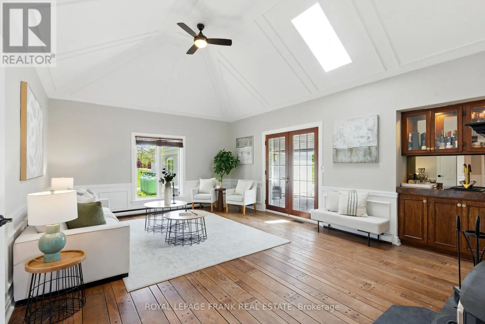 815 COATES ROAD W