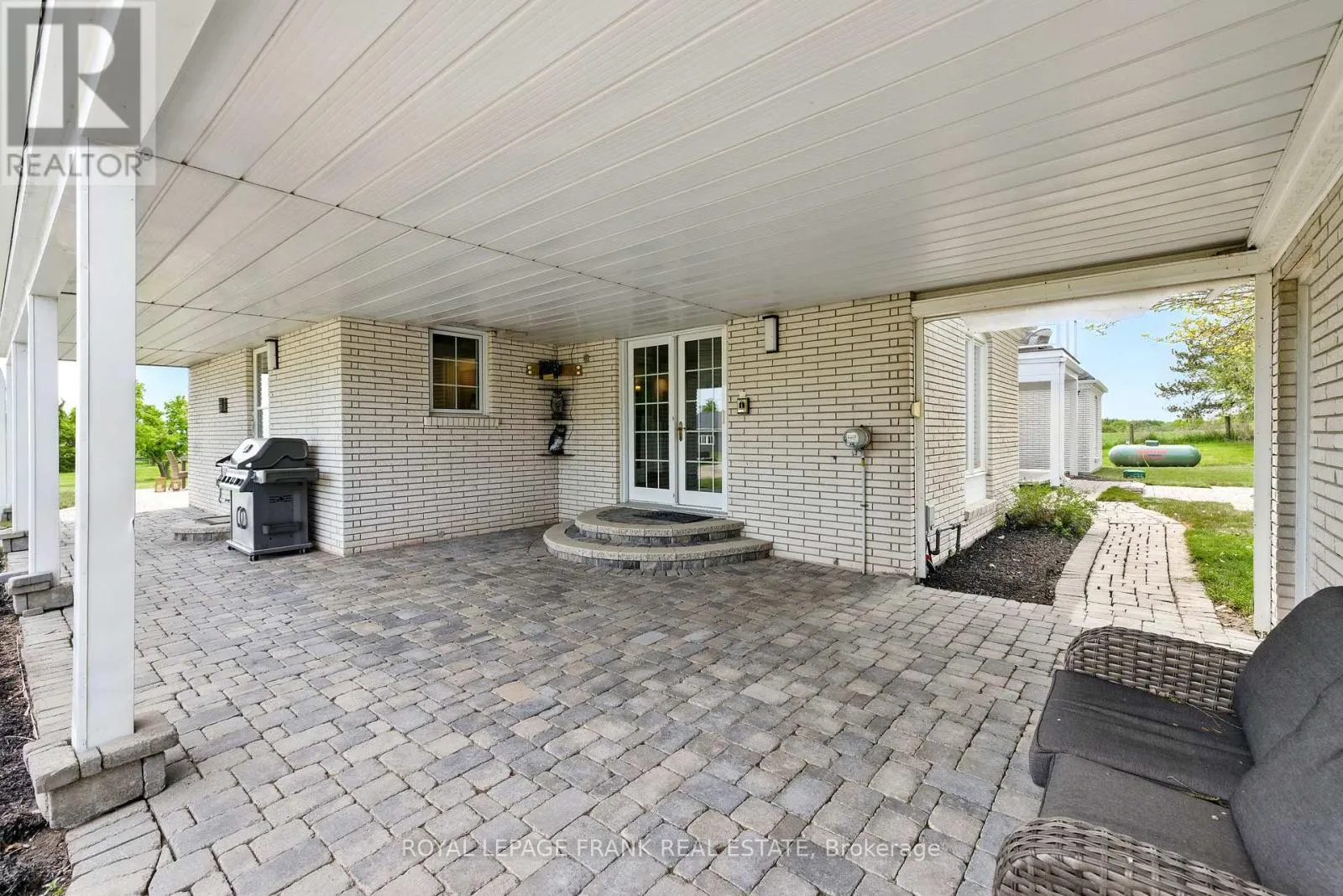 815 COATES ROAD W