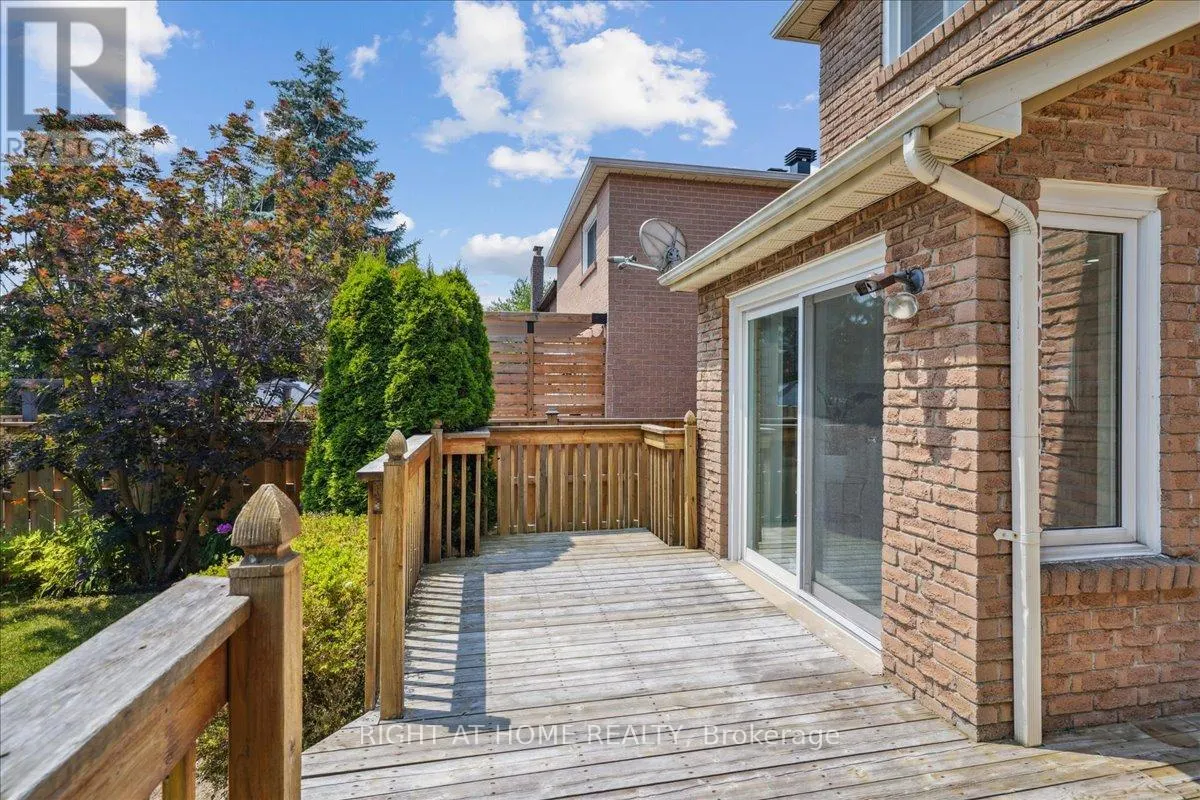 35 MILLINGTON CRESCENT