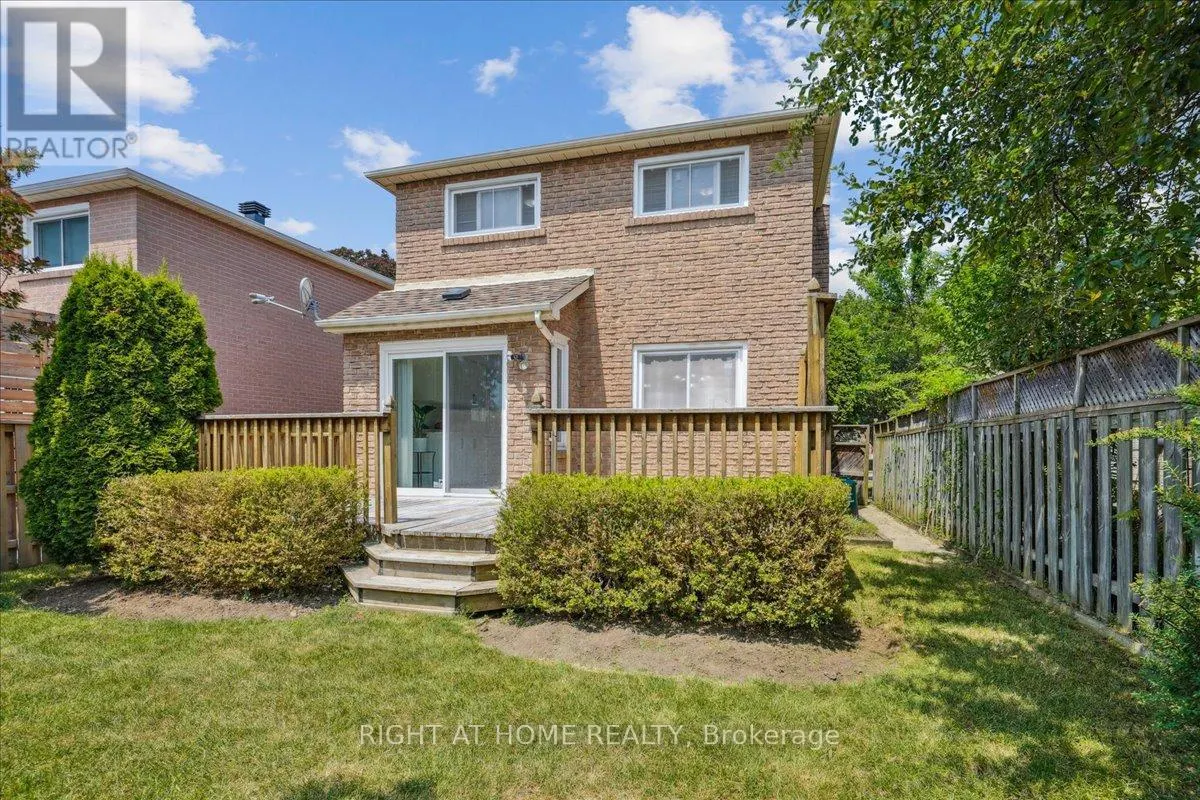 35 MILLINGTON CRESCENT