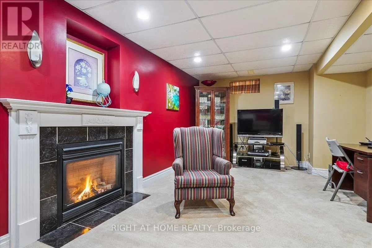 35 MILLINGTON CRESCENT
