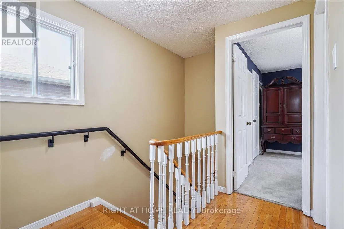 35 MILLINGTON CRESCENT