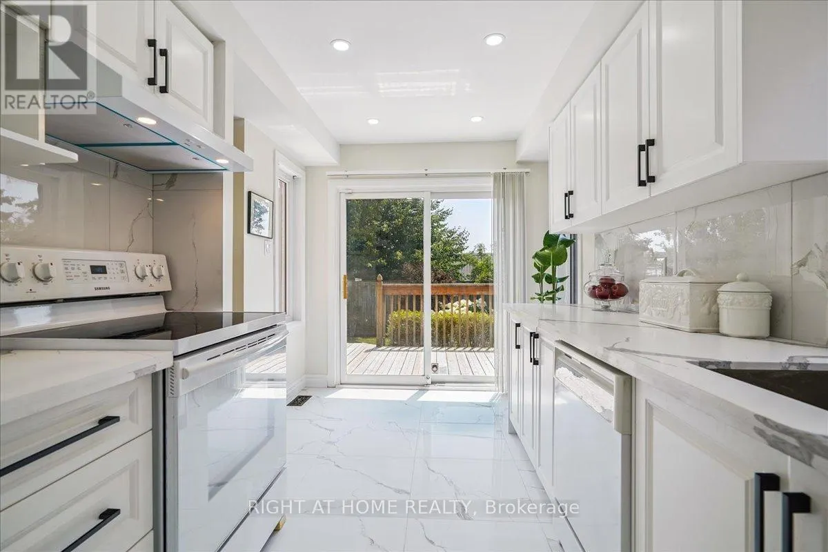 35 MILLINGTON CRESCENT
