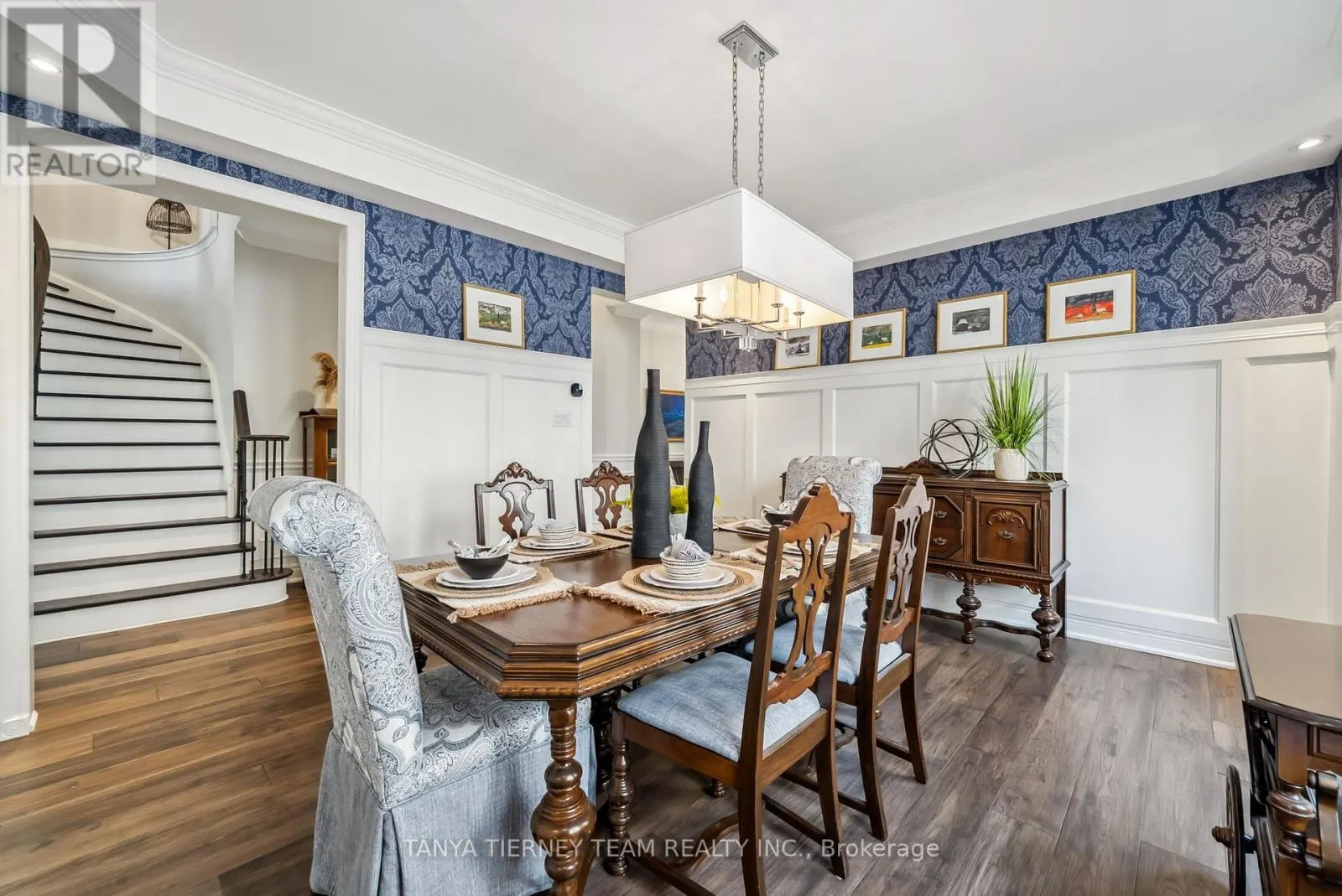 17 COVINGTON DRIVE