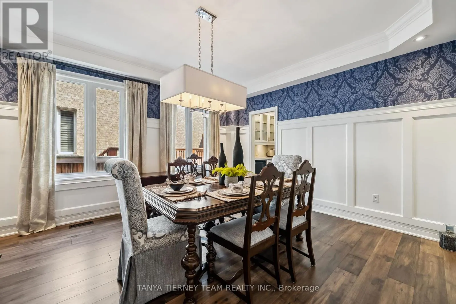 17 COVINGTON DRIVE