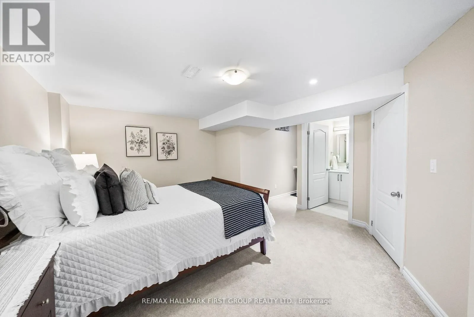 74 DOOLEY CRESCENT