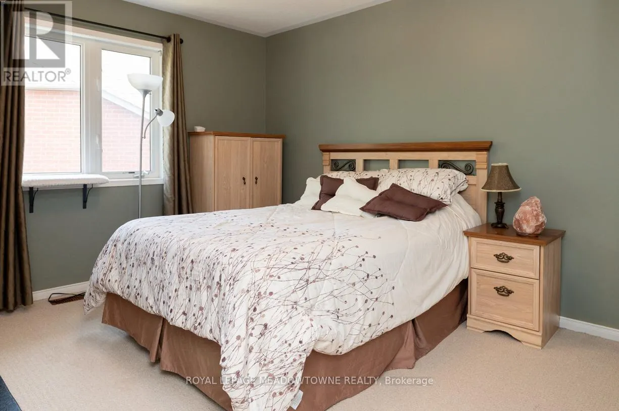 49 MONTEBELLO CRESCENT