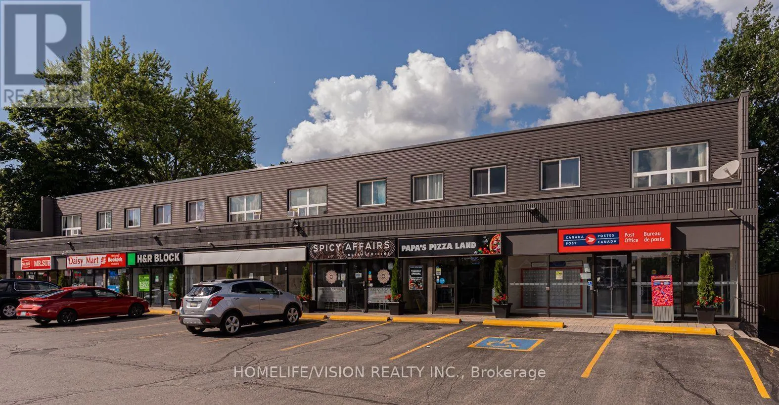 130-136 KING STREET E