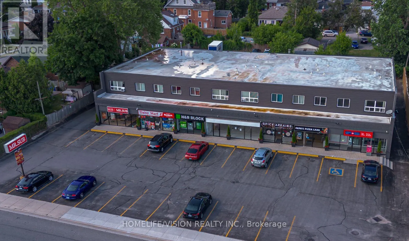 130-136 KING STREET E