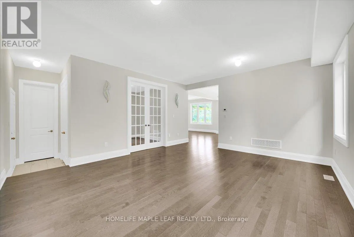 1242 TALISMAN MANOR