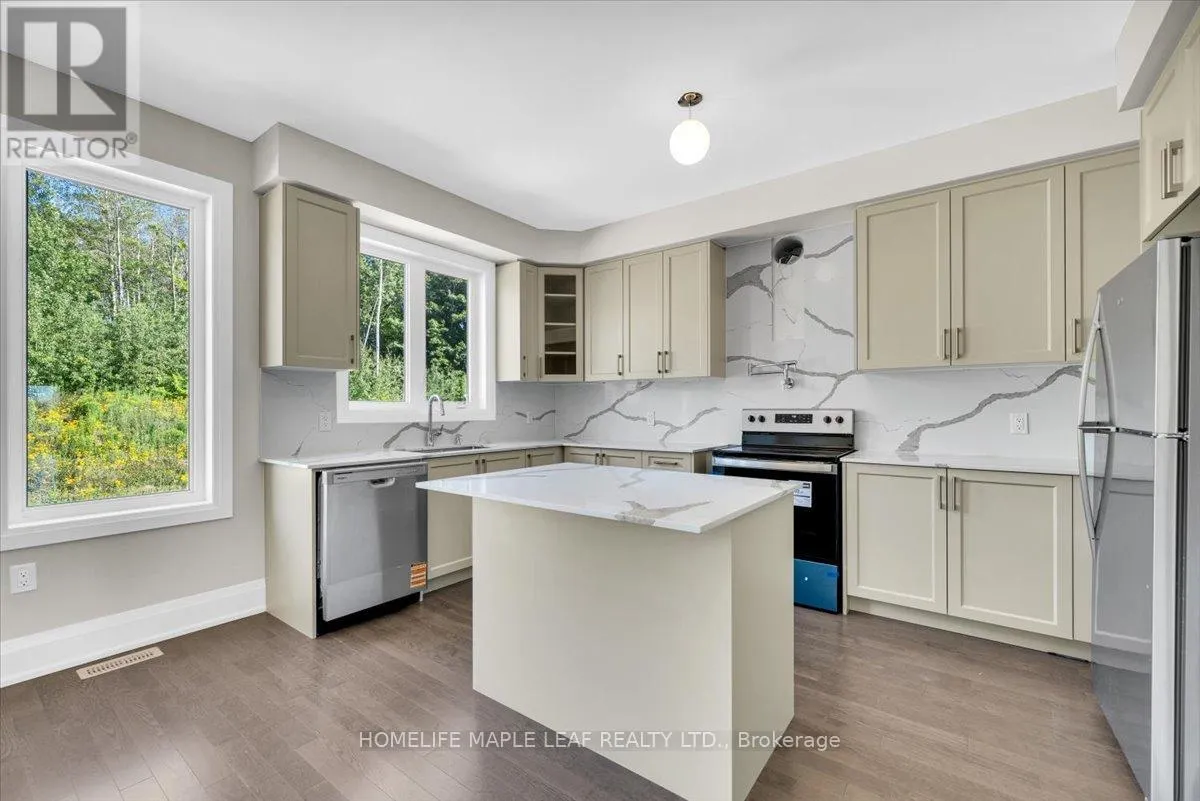 1242 TALISMAN MANOR