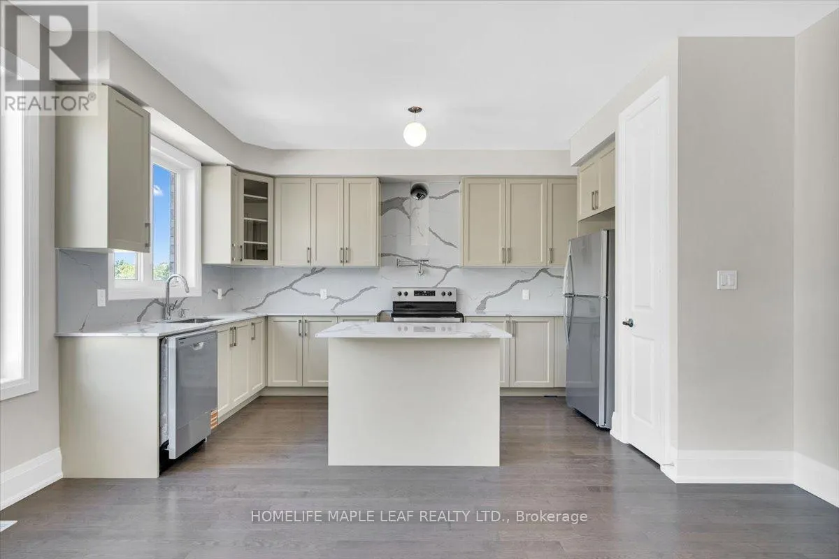 1242 TALISMAN MANOR
