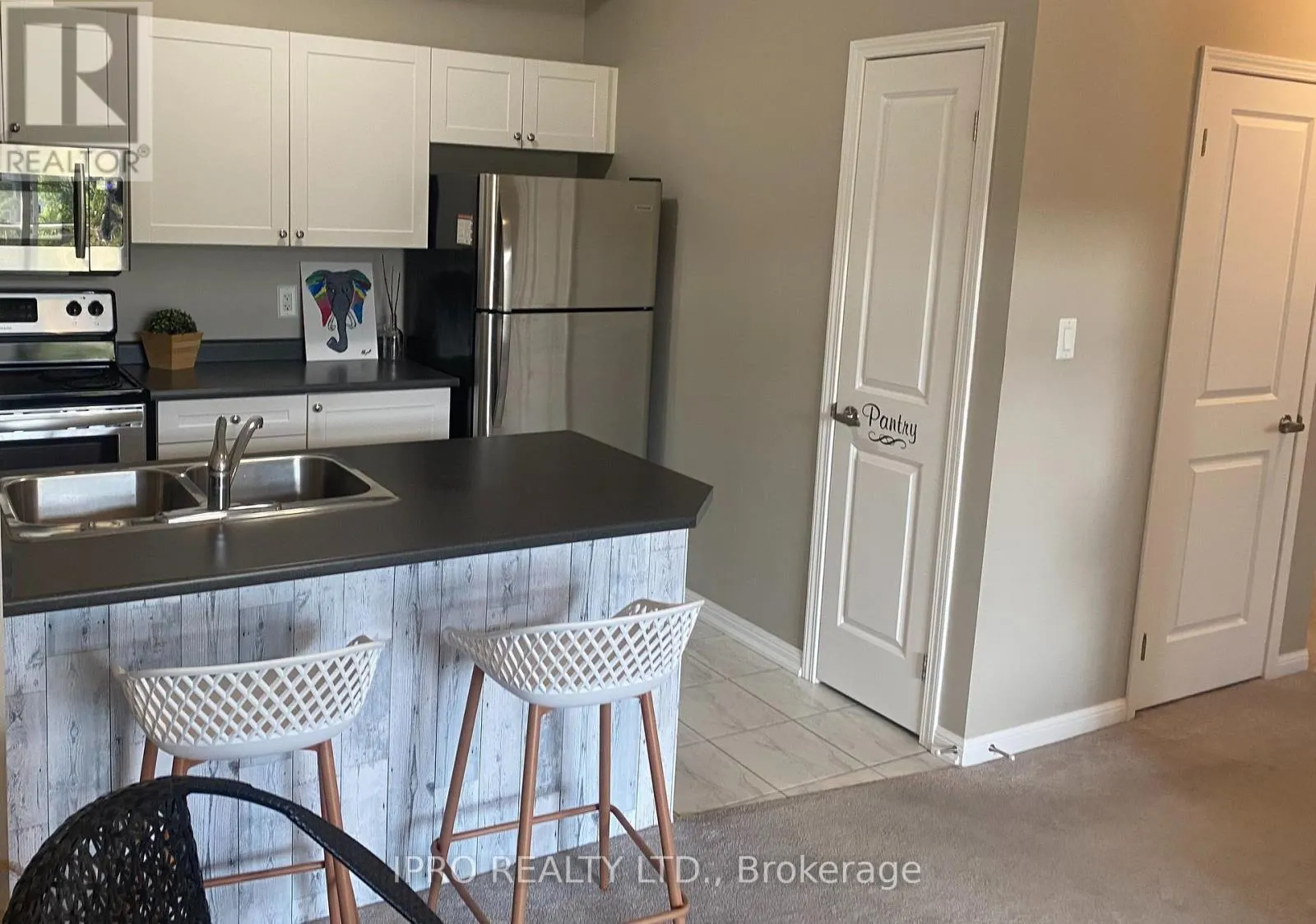 202 - 80 ASPEN SPRINGS DRIVE