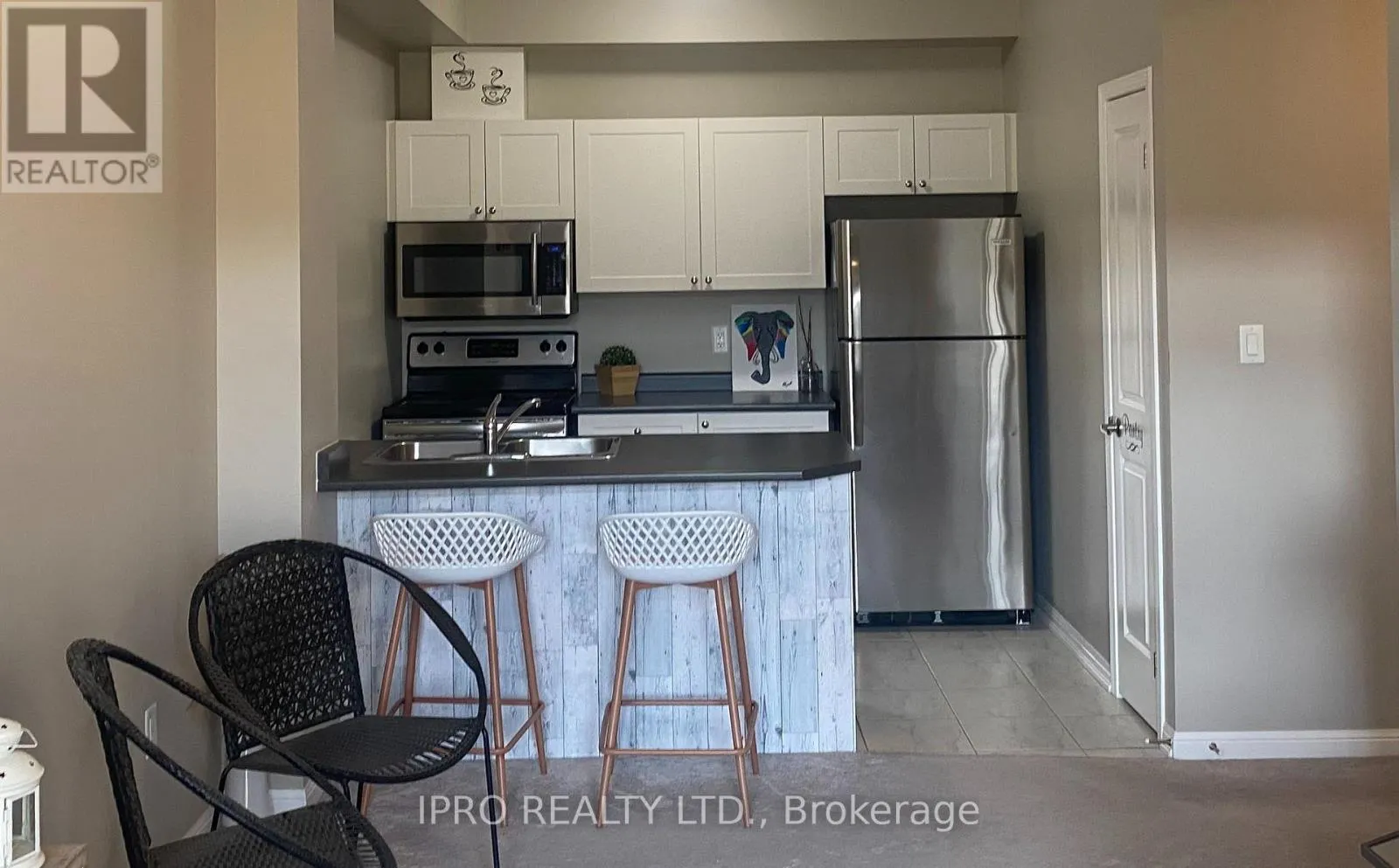 202 - 80 ASPEN SPRINGS DRIVE