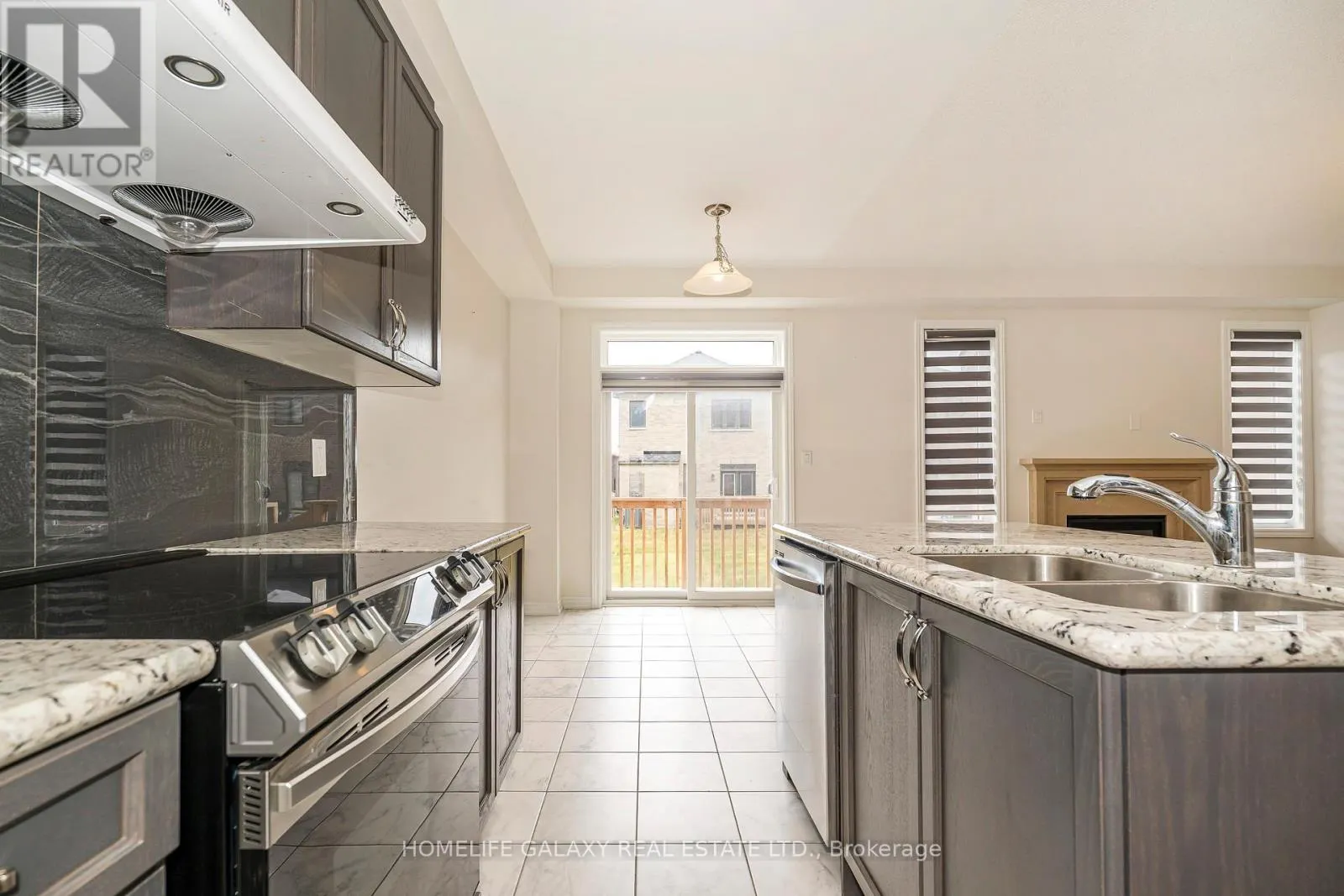 29 BROMFIELD STREET