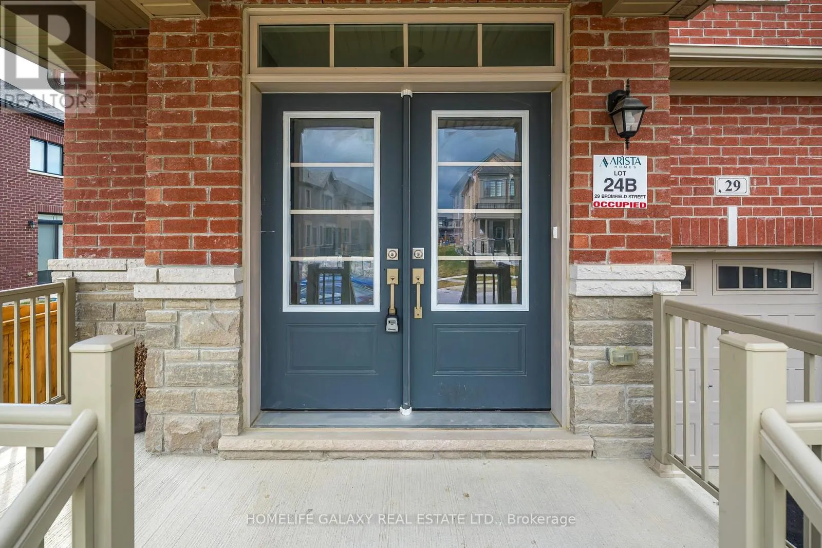 29 BROMFIELD STREET