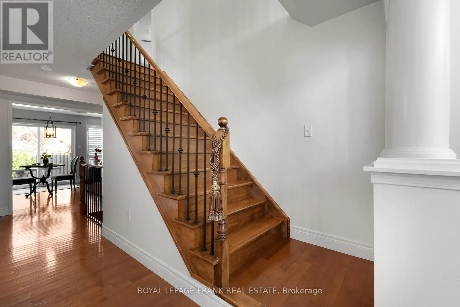 9 HOLLOWAY DRIVE