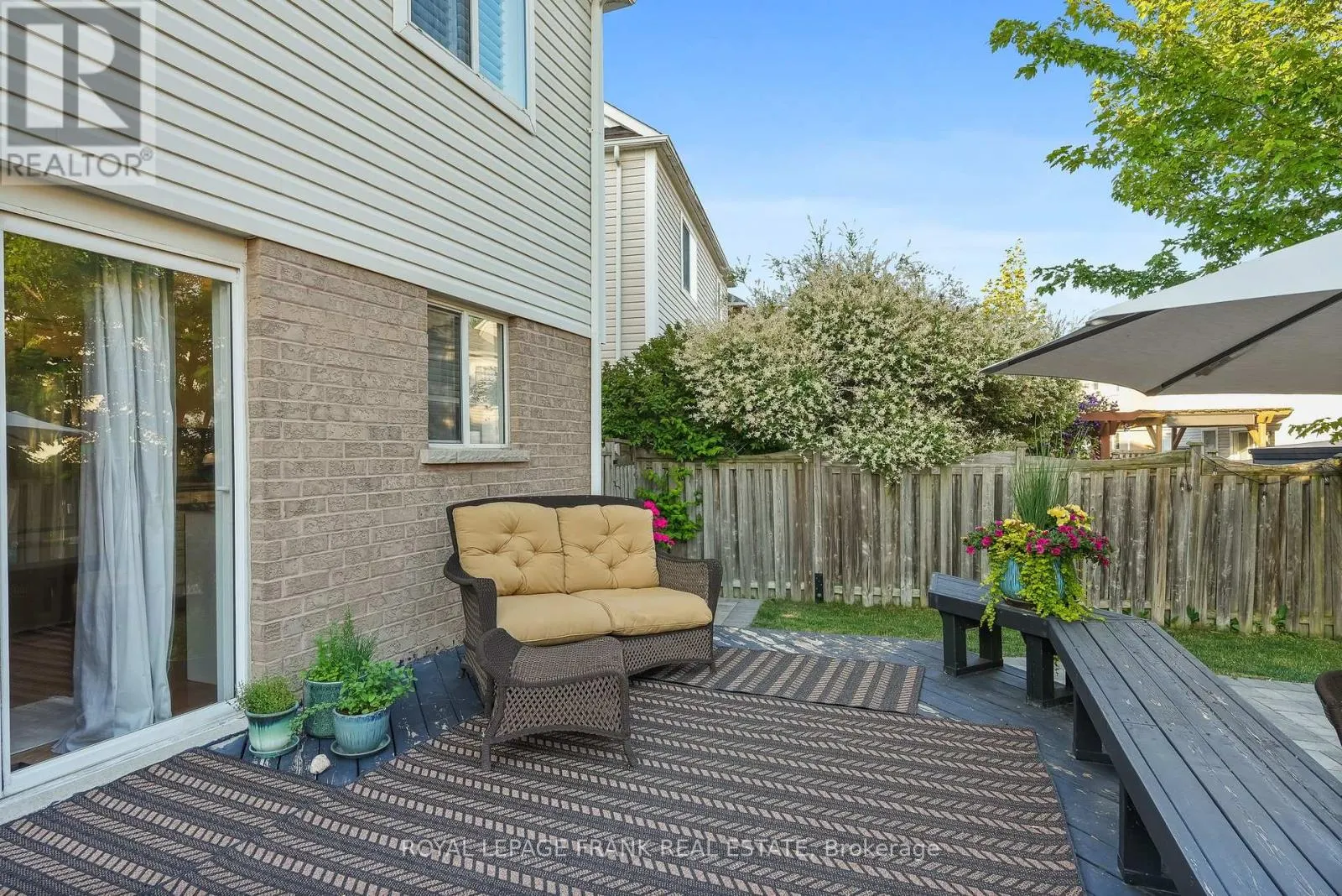 9 HOLLOWAY DRIVE