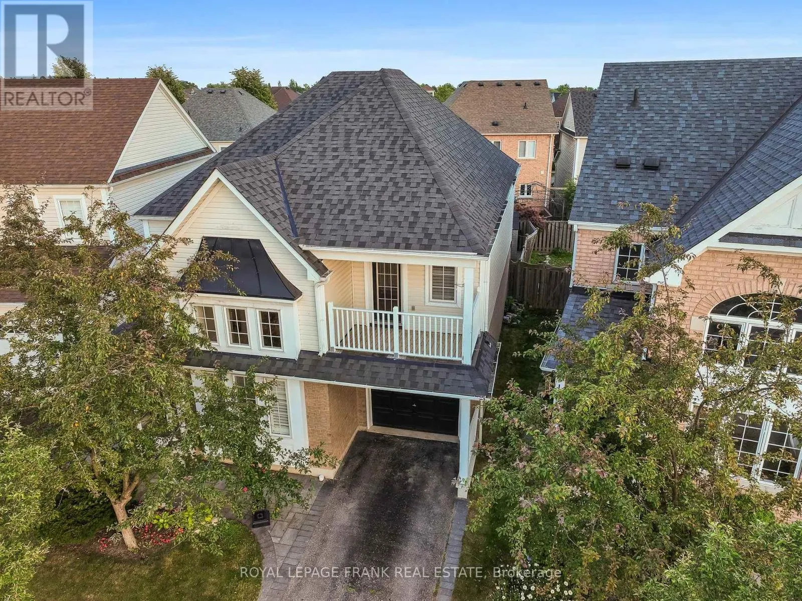 9 HOLLOWAY DRIVE