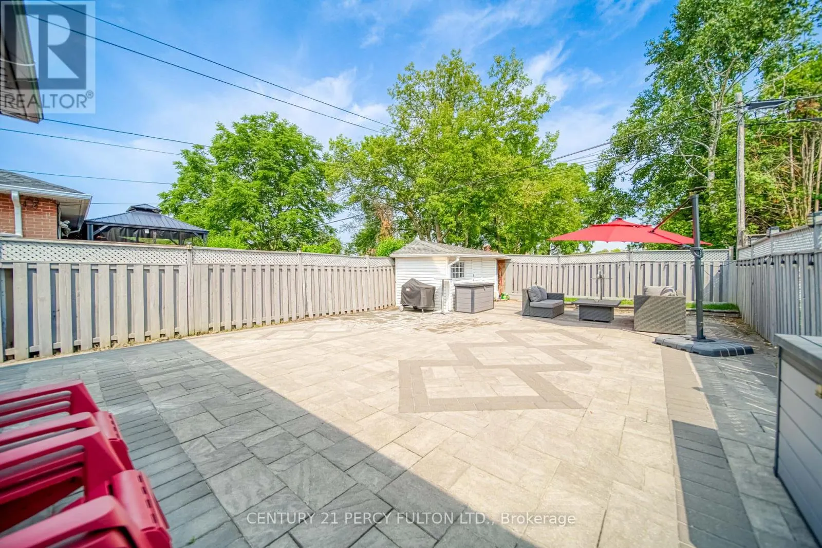 574 MONTCALM AVENUE