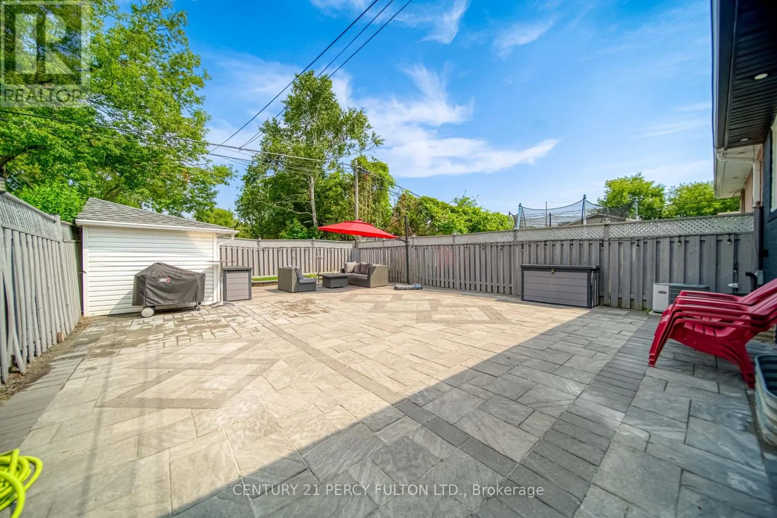 574 MONTCALM AVENUE
