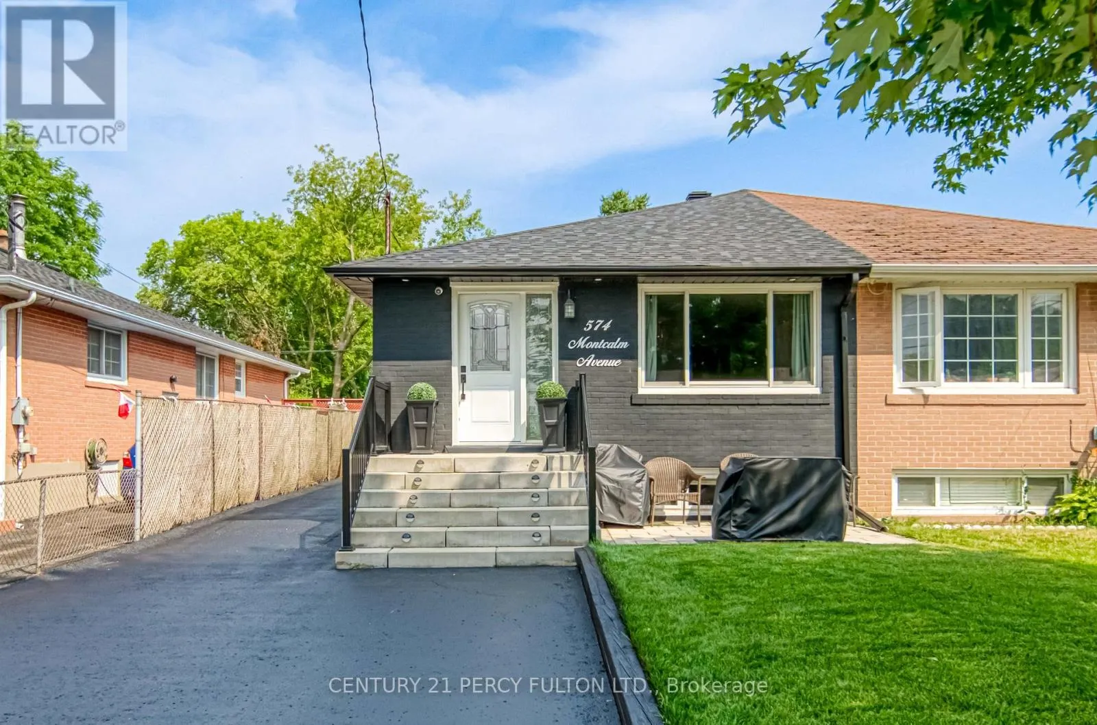 574 MONTCALM AVENUE